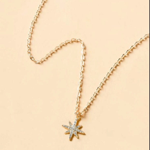 Cubic Zirconia Gold Starburst Necklace - Picture 4 of 6